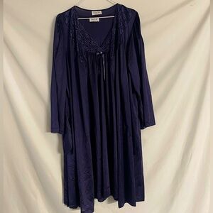 Vanity fair two pieces nightgown set size XL nylon navy blue